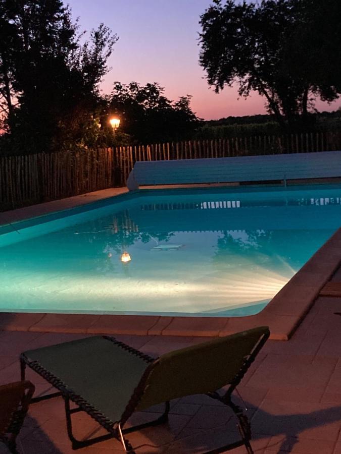 Gites Le Mathelin Lamothe-Montravel Exterior foto